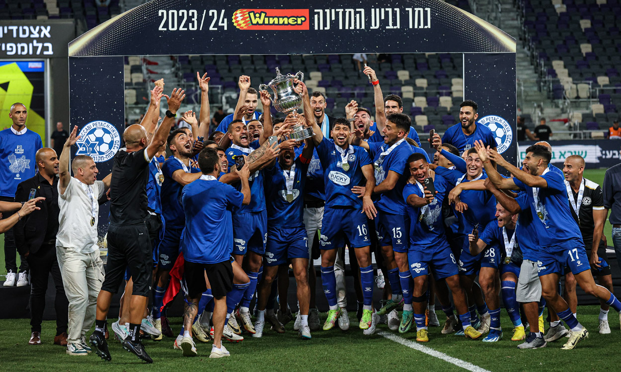 מכבי פ"ת זכתה בגביע המדינה ווינר